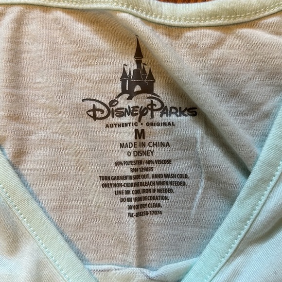 Little mermaid tank - Picture 2 of 5